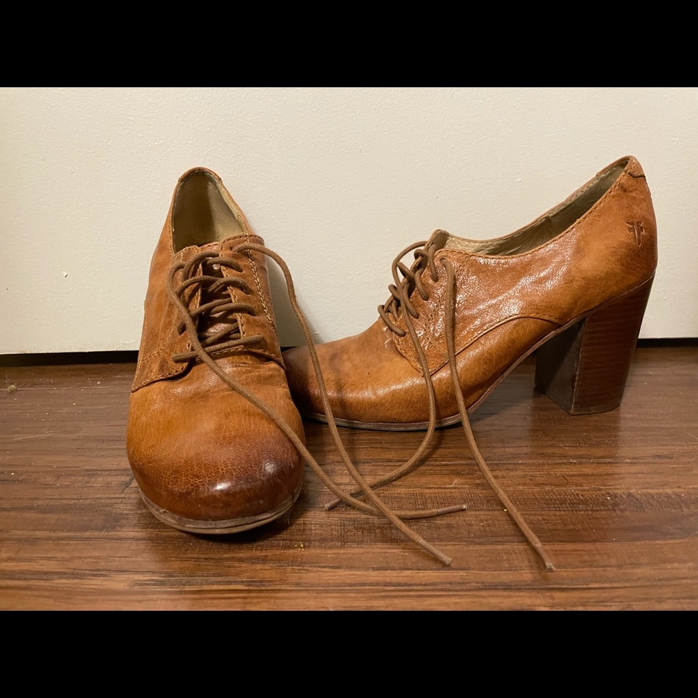 FRYE Carson Oxford Pump Tan Leather Heels Women's 10 M